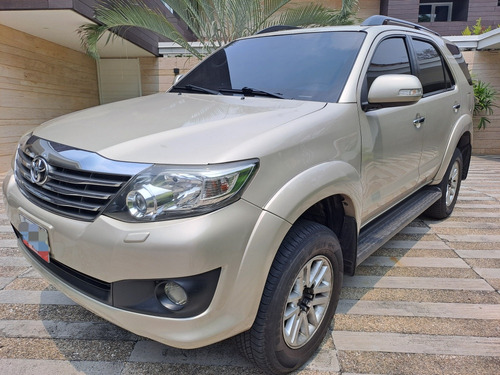 Toyota Fortuner 4x4