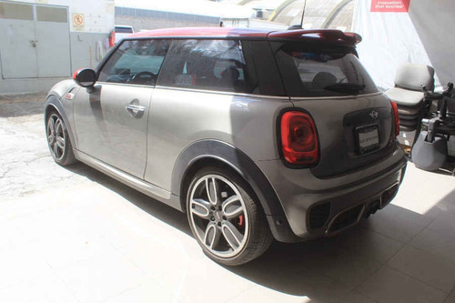 Imagen 6 de 15 de Mini Cooper S 2017 3p S J Cooper Works Hot Chili L4/2.0/t A
