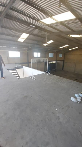 Imagen 3 de 13 de Alquilo Galpon 800m2 Zona Indust Guayos Marzo 2022 Sandra