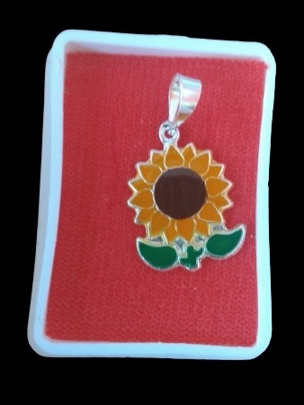 Dije Medalla Girasol Mujer Dama Flor De Plata