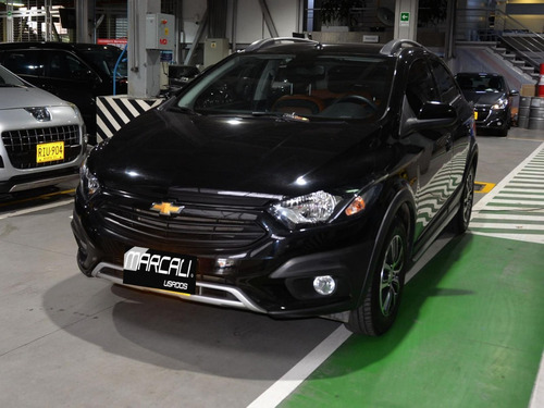 Chevrolet Onix Hb