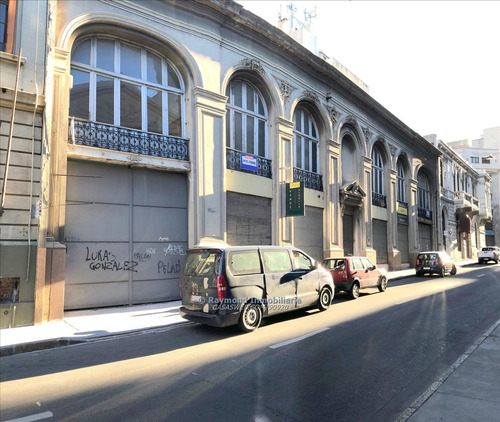 Local De 2575m2 En Venta O Alquiler En Ciudad Vieja