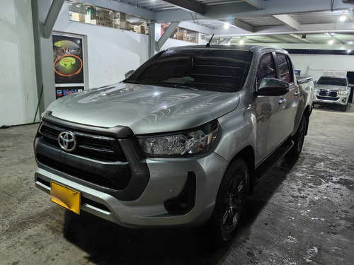 Toyota Hilux 2.4l