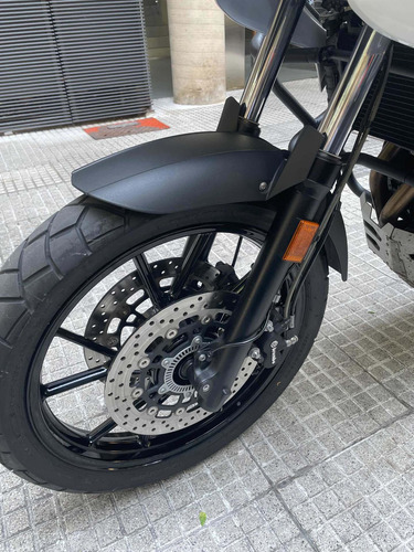 Bmw Gs700