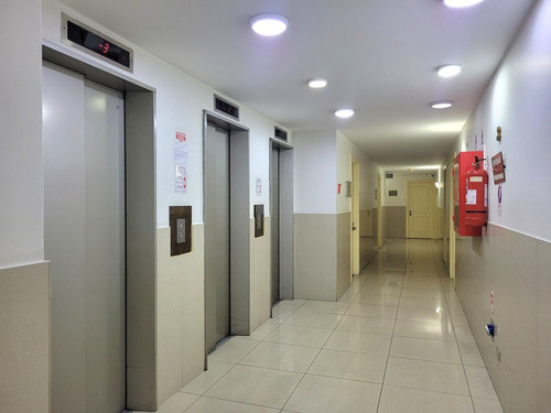 Consulta Médica, Edificio Médico Salvador, Providencia.