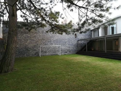 Casa En Venta En Jardines Del Ajusco.