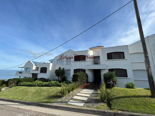 Venta Apartamento En Manantiales 3 Dormitorios 