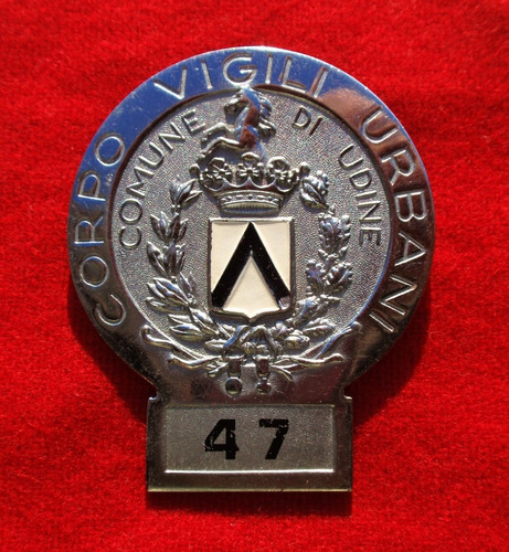 Placa Policia De Italia De Udine Numerada Vigilante Urbano