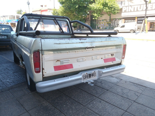 Ford F-100 F100 Deluxe