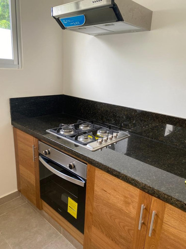 ¡oportunidad Única En Venta! Villa Moderna A 600 Metros De La Playa Las Ballenas (las Terrenas)