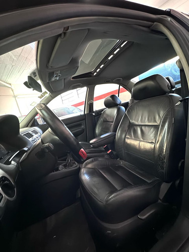 Volkswagen Bora 1.8 Highline T 180cv Cuero