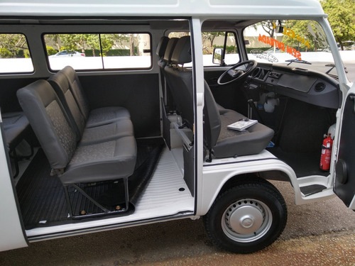 Imagem 12 de 14 de Volkswagen Kombi 1.4 Mi Std 8v Flex 4p Manual