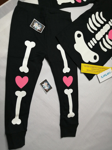 Imagen 9 de 10 de Disfraz Pijama Para Niña Bebe Alumbra En Oscuridad Carters.