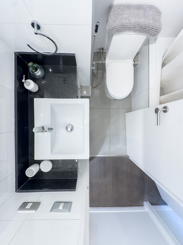 Piso Alto, 2 Dorms + Escritorio, Vista Y Full Amoblado
