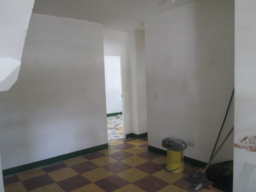 Imagen 6 de 11 de San Cayetano,oportunidad Rentando 6 Aptos Y Opcional 2 Mas!