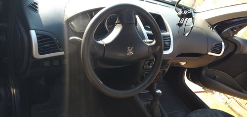 Imagem 10 de 14 de Peugeot 207 2011 1.4 Xr Flex 5p