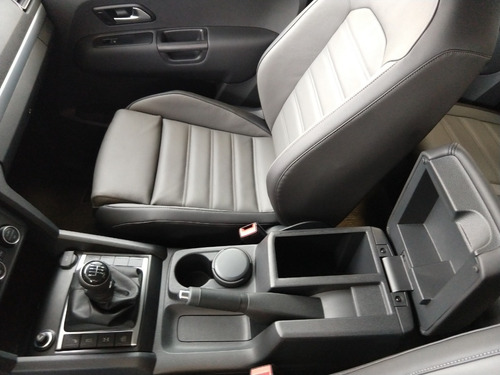 Imagen 11 de 15 de Volkswagen Amarok Highline 4x2 Manual Bi-turbo 180cv! #28