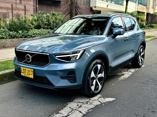 Volvo XC40 2.0 Hibrid