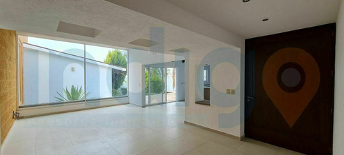 Casa En Venta Cumbres Del Lago Un Solo Piso, Vista Al Parque