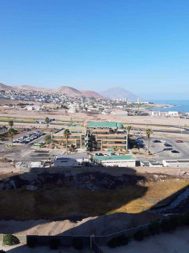 Imagen 3 de 30 de Avenida Cerro Paranal 320