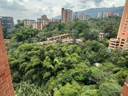 Apartamento En Arriendo En Cumbres. Cod A776085