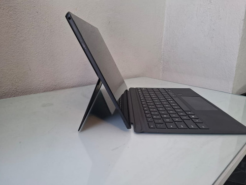 Tablet Surface Pro 6 256gb Ssd Y 8gb De Memoria Ram (Reacondicionado)