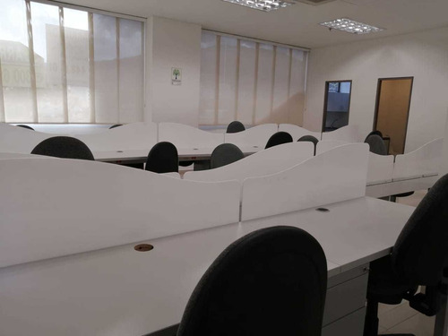 Imagen 10 de 15 de Oficina En Venta En Suramericana