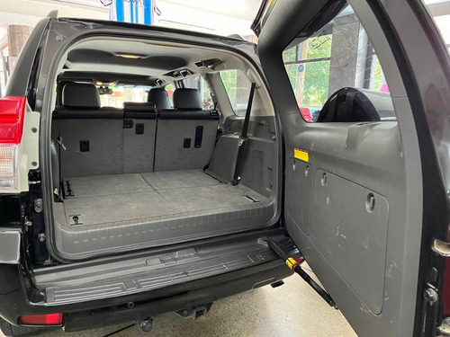 Imagen 16 de 18 de Toyota Land Crusier Prado Vx 4.0 At 7 Asientos.segunda Mano