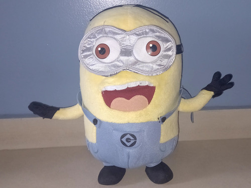 Minion Peluche Original Parque Universal 35x23cm Juguete 30