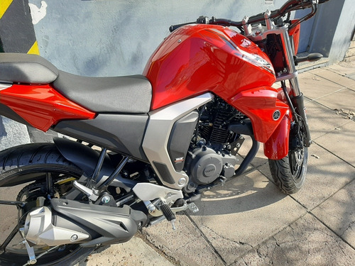 Imagen 11 de 12 de Yamaha Fz Fi