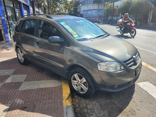Volkswagen Suran 1.6 I Highline 80d