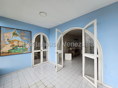 Ana Torres. Apartamento En Venta 25-24909 En Altamira