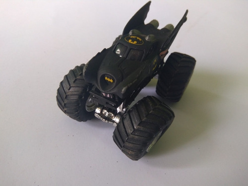 Hot Wheels Monster Jam Batman Batmobile Negro 