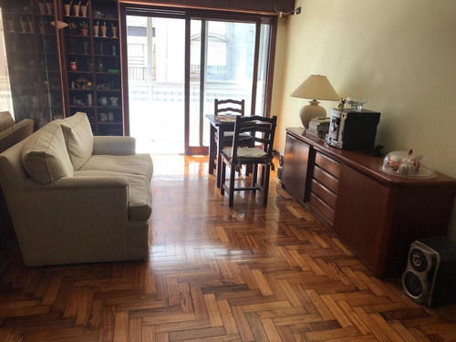 Venta Palermo 3 Amb Frente Mts Av Del Libertador