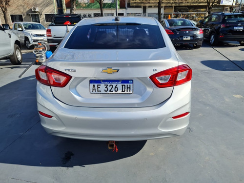 Imagen 5 de 15 de Chevrolet Cruze 2020 1.8 Lt Mt