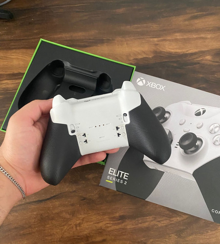 Control Inalámbrico Elite Series 2 Xbox Series X/s/one (Usado)
