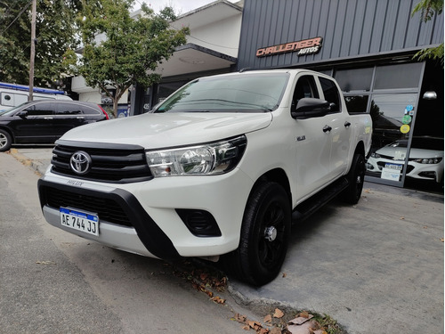 Toyota Hilux 2.4 Cd 150cv 4x2