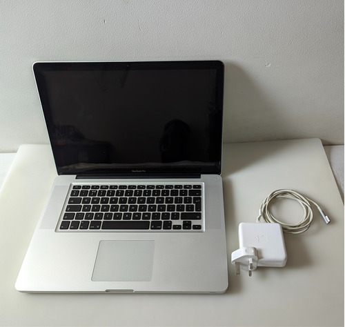 Macbook Pro 15 (early 2011) I7 500gb 4gb