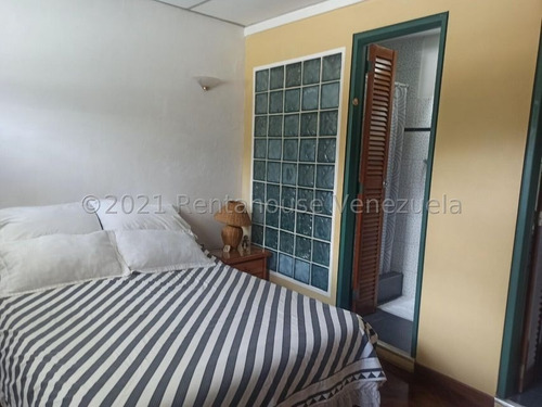 Imagen 16 de 25 de Casa En Venta La Trinidad Jesús Enrique Díaz 22-12473 Caracas Baruta