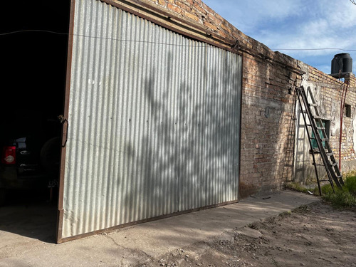 Finca Con Produccion De Alfalfa Y Vivienda