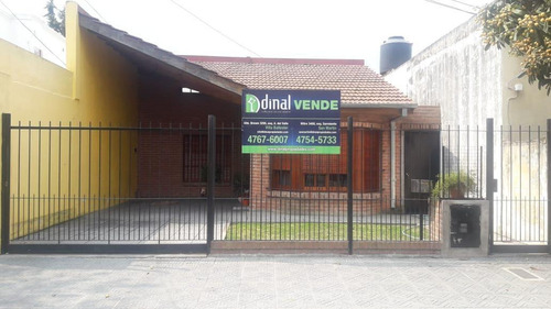 Casa De 145 M2 Cub. 3 Amb Con Cochera. Patio. Jardin. * Villa Lynch