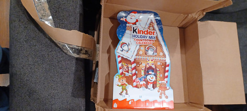 Kinder Holiday - Calendário Do Advento 2024 - 24 Unidades