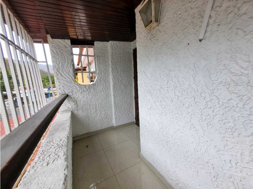 Casa En Venta Urb. El Castaño Maracay Edo. Aragua