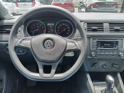 Imagen 10 de 14 de Volkswagen Jetta 2018 2.0 Tiptronic At