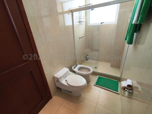 Imagen 6 de 19 de Townhouse En Venta Mls #22-23034 - Laura Colarusso