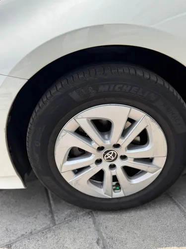 Toyota Prius 1.8 Premium Cvt