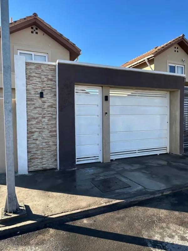 Imagen 1 de 19 de Arriendo Amplia Casa En Valle Grande 3d+3b+est.+patio