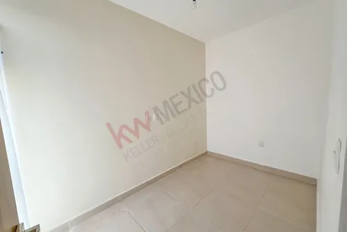Casa En Venta Con Terreno Excedente En Un Residencial Muy Tranquilo Y Seguro En La Zona Norte De ...