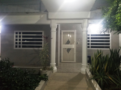 Casa En Urb. Valle Verde , San Diego. Edo. Carabobo. Vende Lino Juvinao