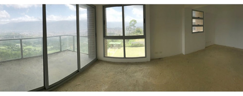 Se Vende Apto 146m2 2h+s/3.5b/2p Obra Gris Alto Hatillo 6225